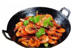 鍋上厚厚的油垢怎么去除？用這個方法讓舊鍋變新鍋！